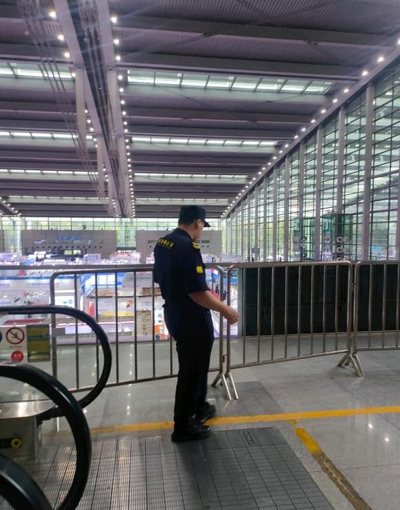 又洗白了，百家哭害了我，跟龙龙断，反龙龙连，单跳它就连一个，上头就是一把梭